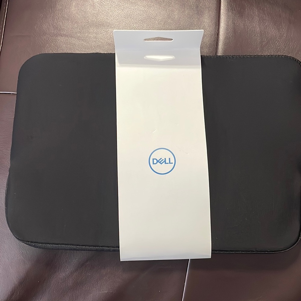 Dell Essential laptop sleeve